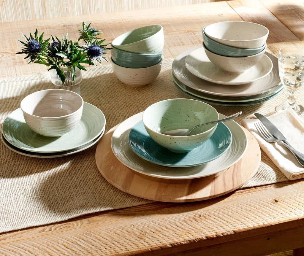 16-Piece Stoneware Dinnerware Set for 4, Green